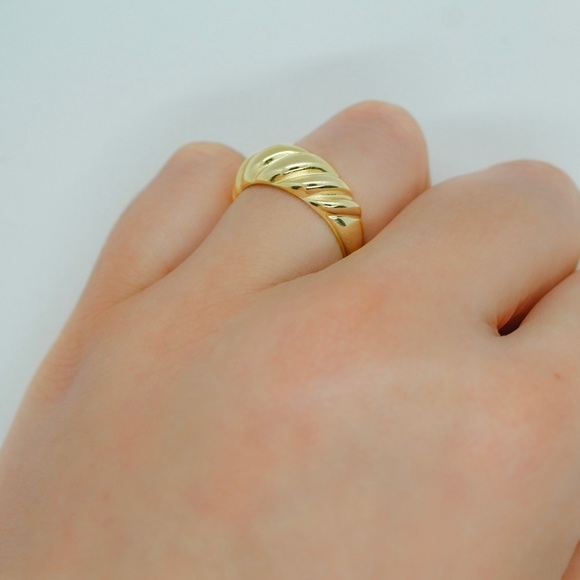 Gold Croissant Dome Ring - Picture 7 of 7